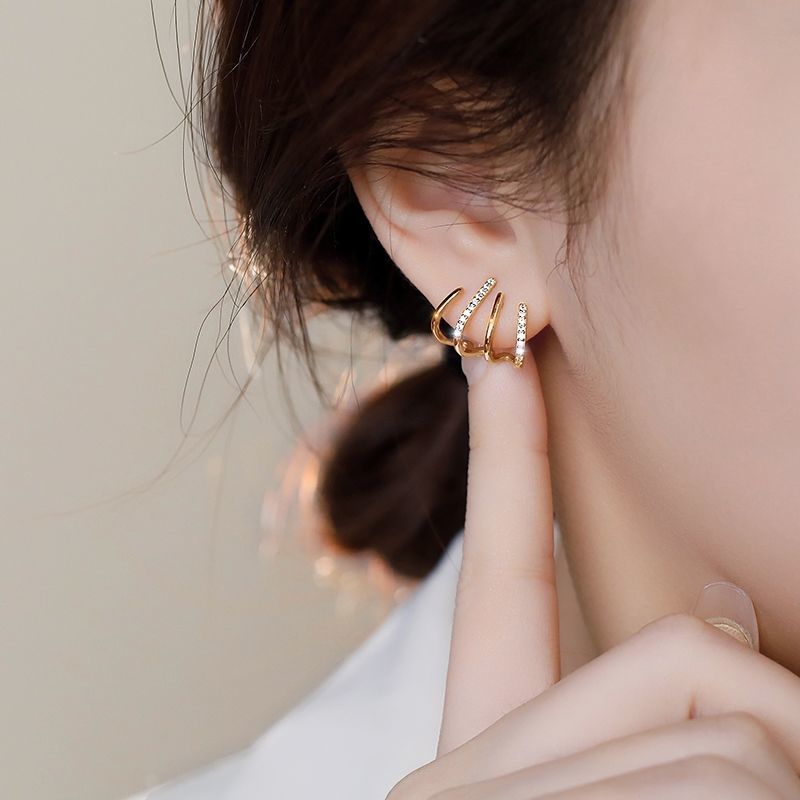 Earrings - "Claw"