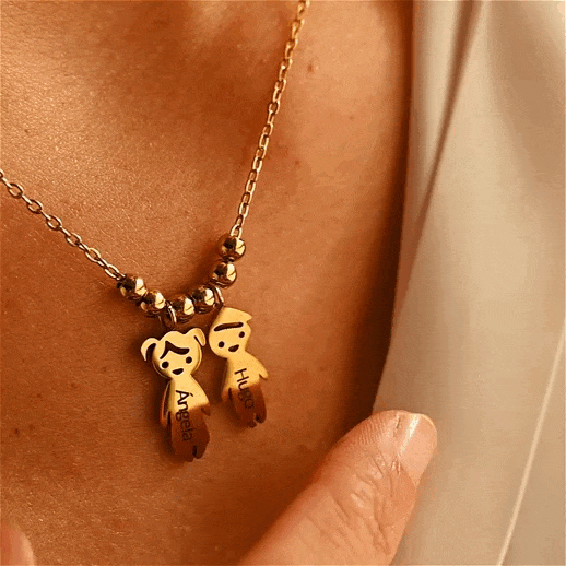 Personalized Necklace - "Family" ES