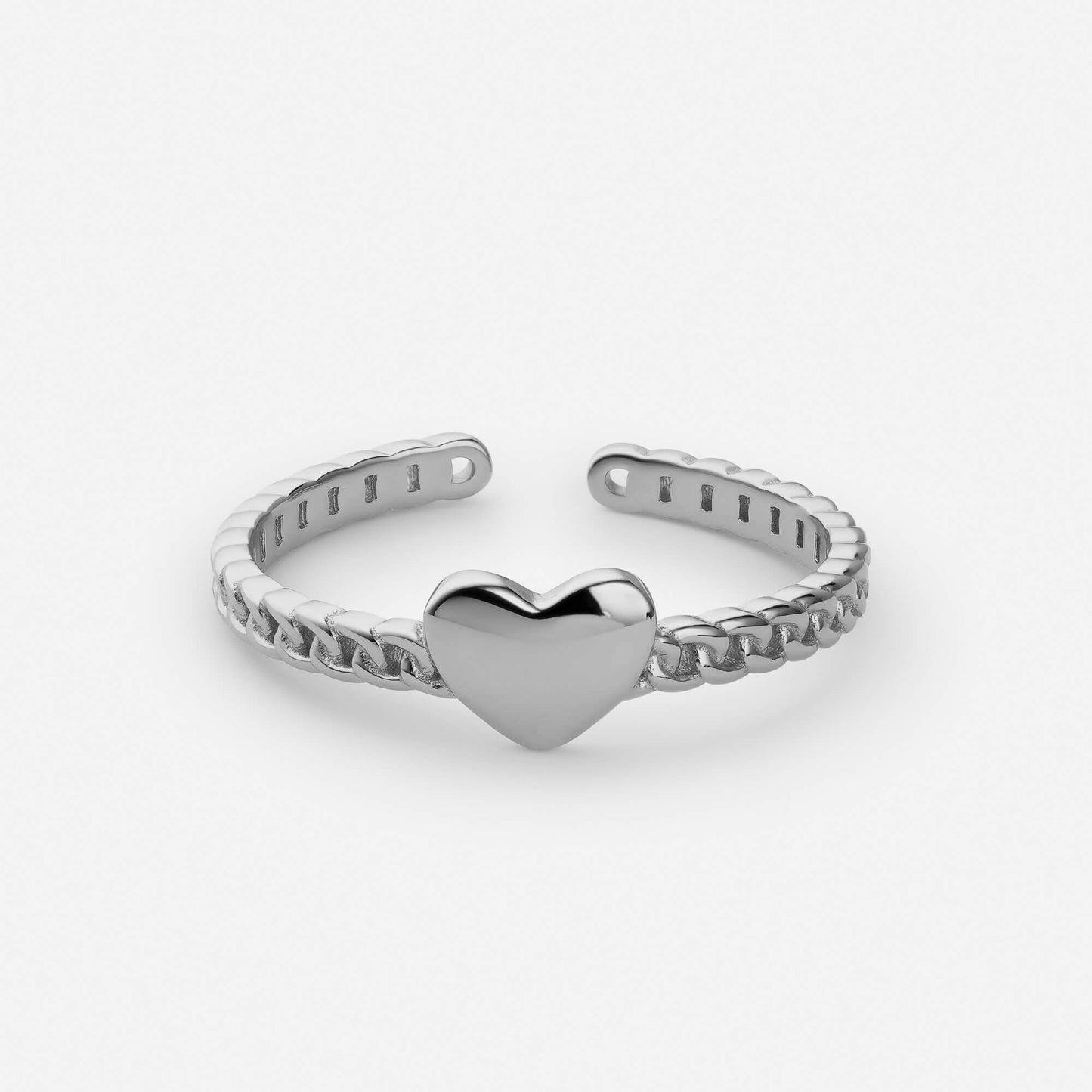 Enchanting Ring in Heart Links
