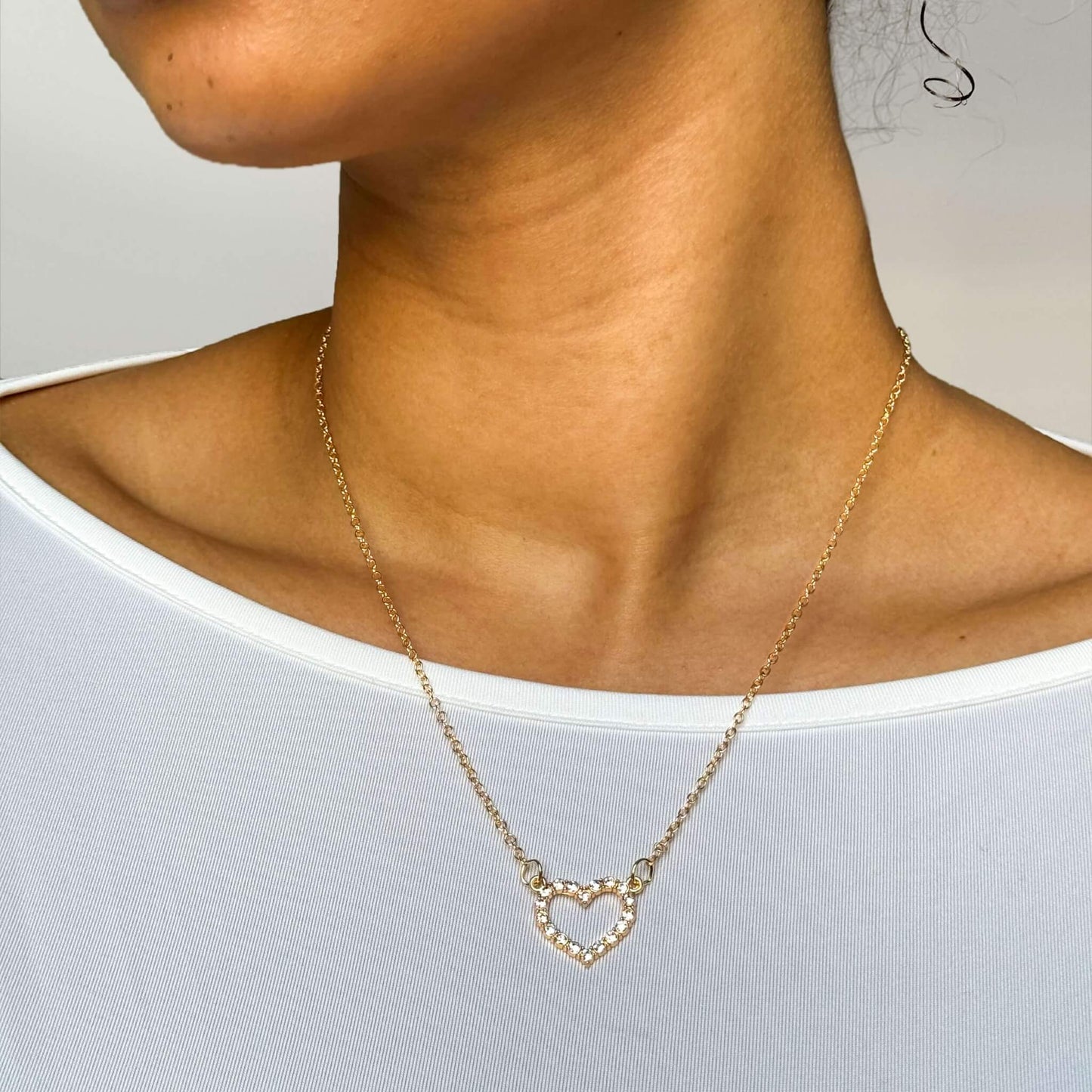 Charming Heart-Shaped Pendant Necklace