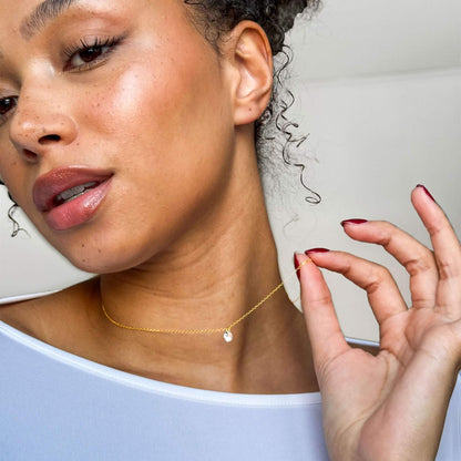 Elegant Crystal Pendant Necklace